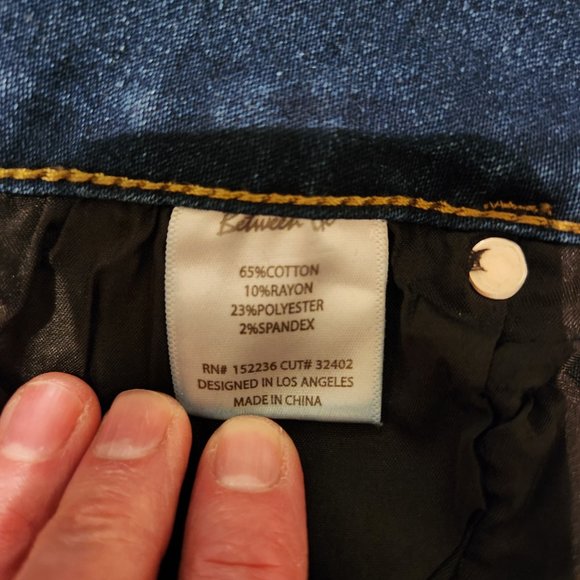 Between Us Jeans - Picture 4 of 12